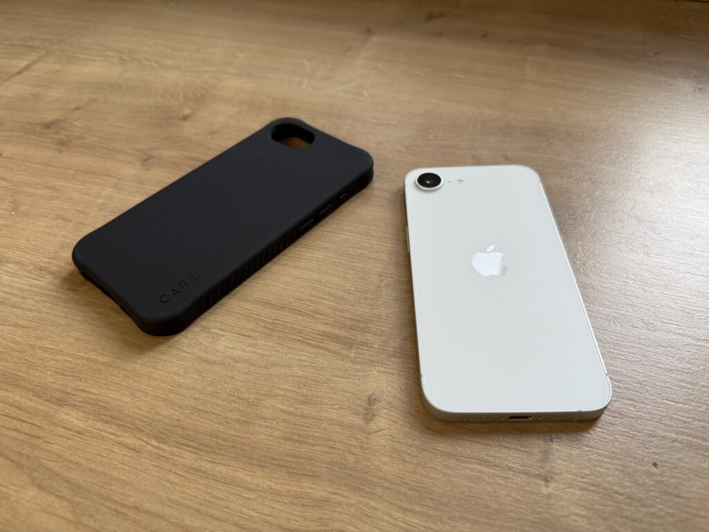 PanzerGlass Care Case iPhone 16e 33
