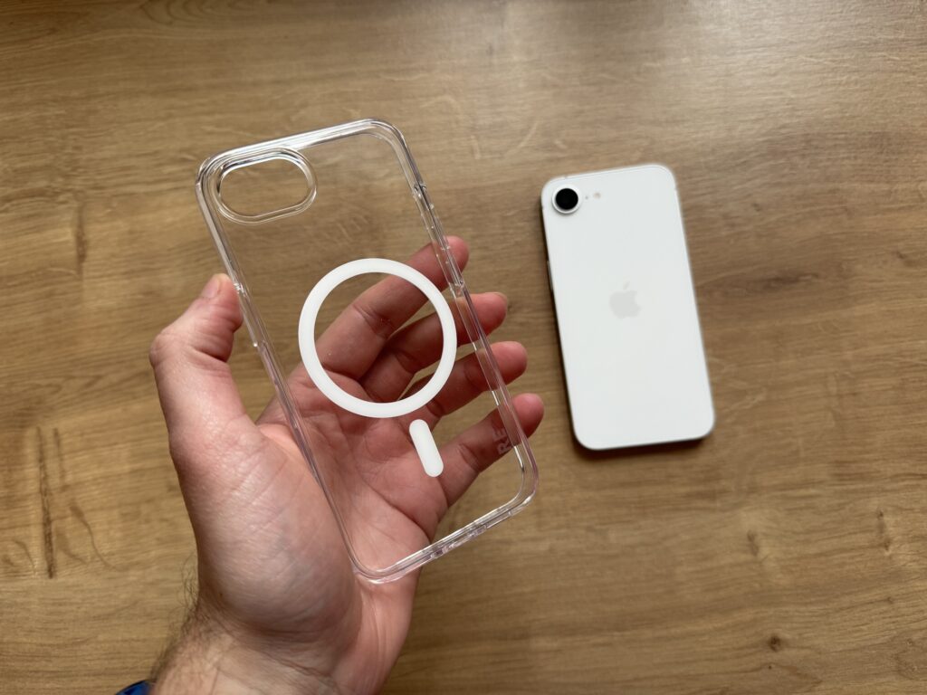 PanzerGlass Care Case iPhone 16e 6