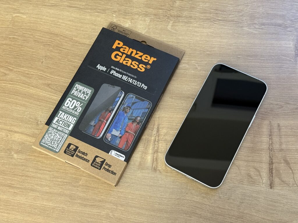 PanzerGlass skla iPhone 16e 20