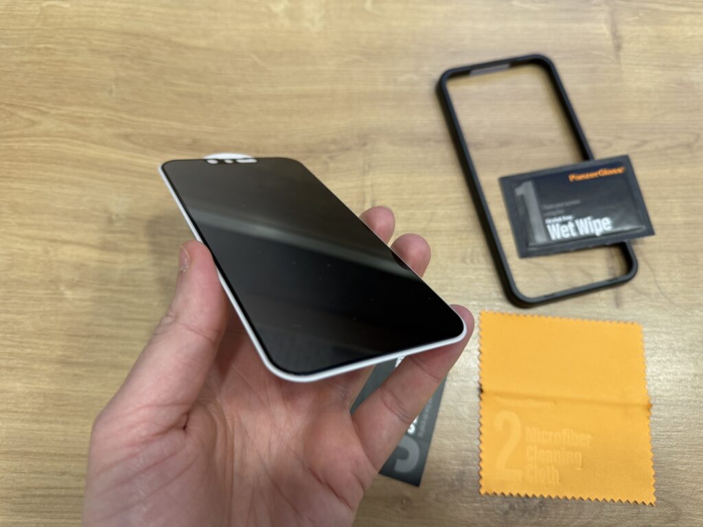 PanzerGlass skla iPhone 16e 25