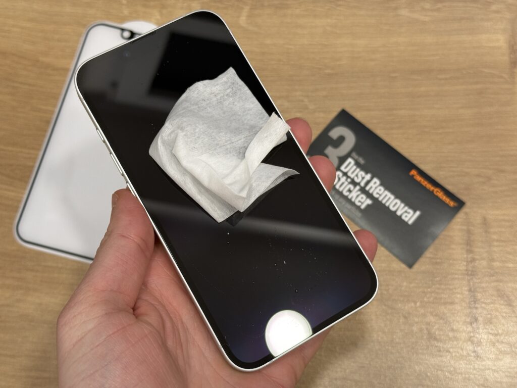 PanzerGlass skla iPhone 16e 37