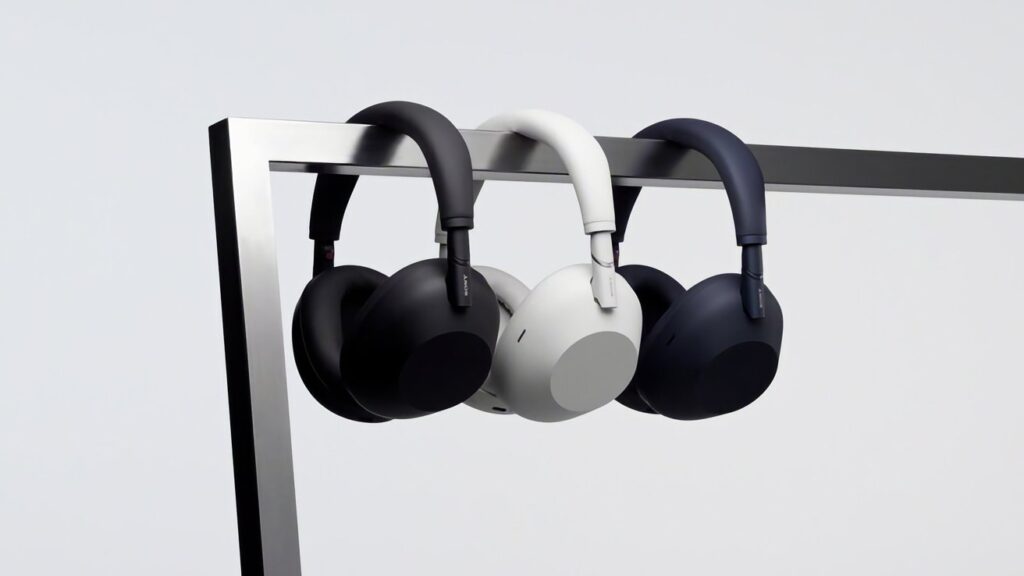63647-132355-sony1-xl