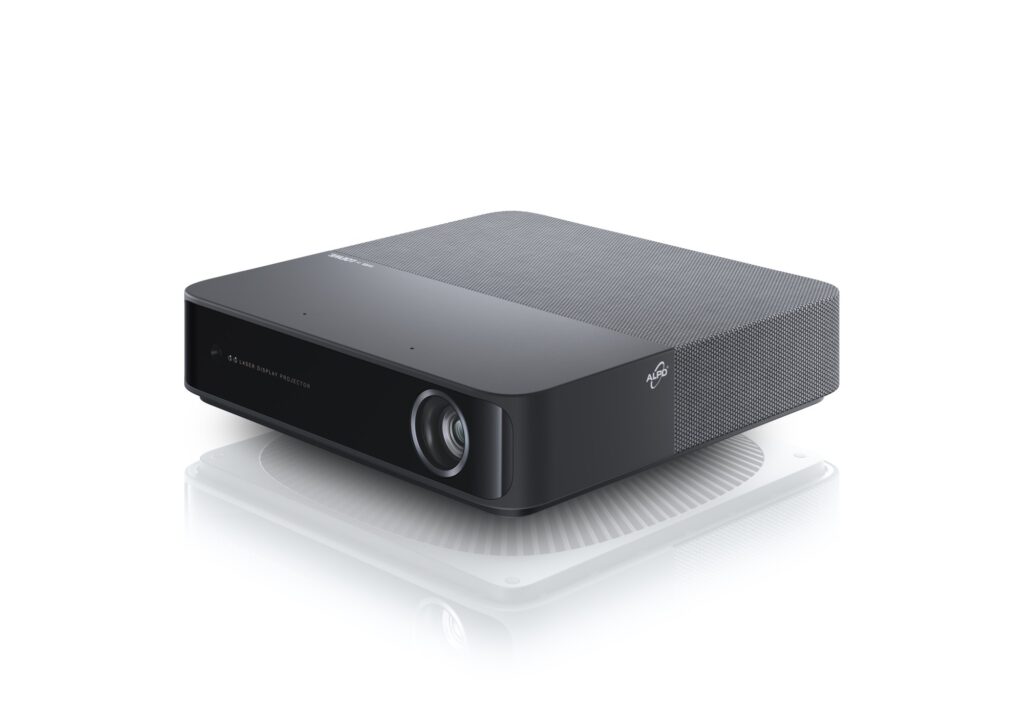 Loewe_We.Beam_right_side_view_isolated