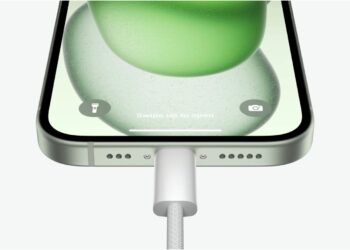 Nabíjejte iPhonem svá AirPods! Podívejte se, jak na to
