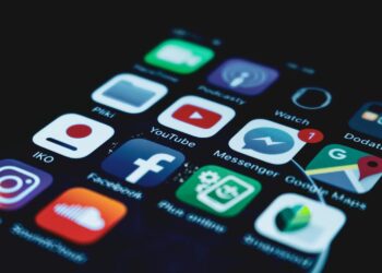 Jak se „oficiální aplikace“ liší od „napodobujícího webu“: známky bezpečné platformy na příkladu Mostbet