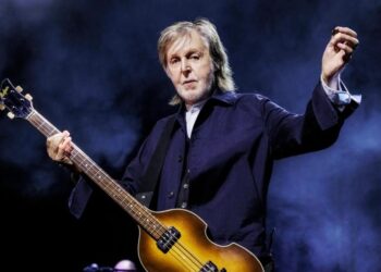Apple Park a Paul McCartney při oslavách výročí Applu