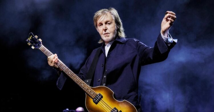 Apple Park a Paul McCartney při oslavách výročí Applu