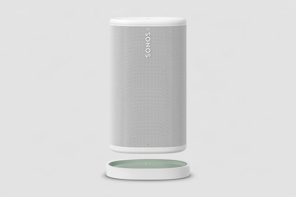 660893-Sonos Play - Over Charging Base White-22359a-original-1773119371