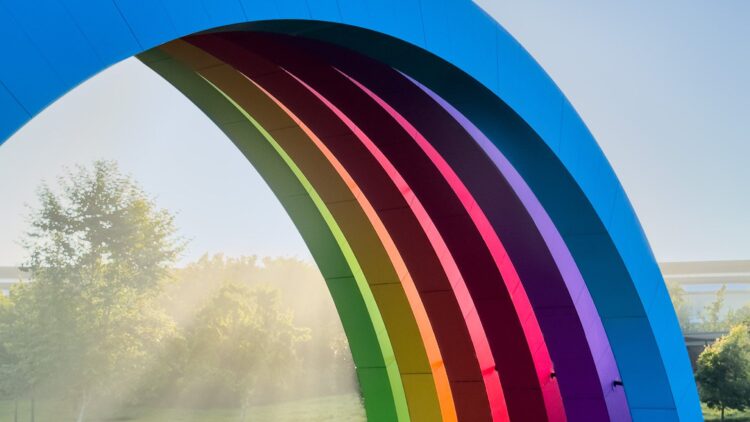 Apple Park připravuje oslavu 50 let Applu