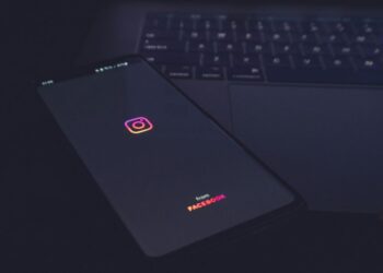 Instagram na iPhonu s vypnutým šifrováním zpráv
