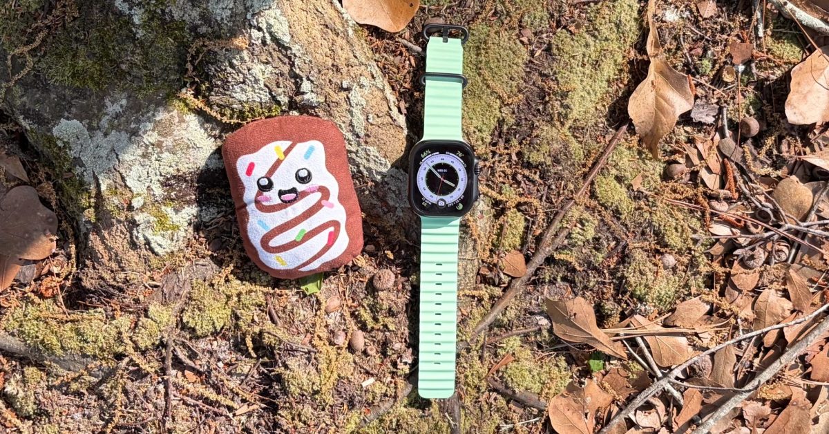 Apple Watch vedle aplikace Journal a denního záznamu