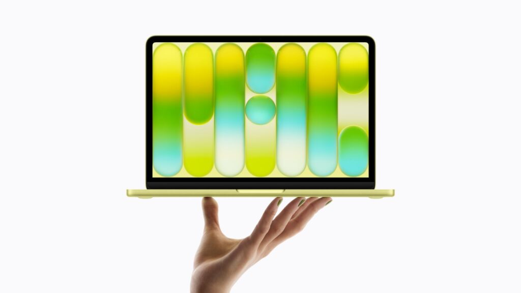 macbook-neo-front-hand