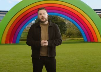 Spor Applu s Jonem Prosserem kvůli iOS 26