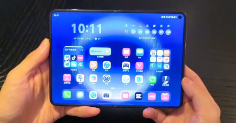 Huawei Pura X Max a očekávaný skládací iPhone Ultra