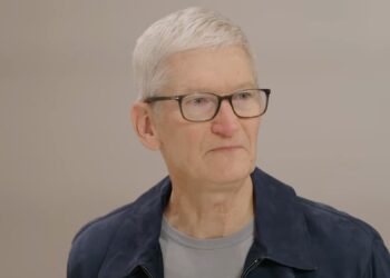 Tim Cook u příležitosti 50 let Applu a iPhonu