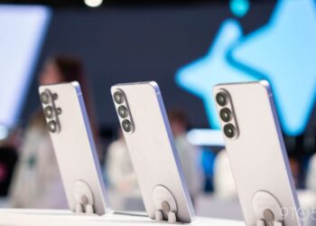 Samsung mobilní telefon a drahá RAM