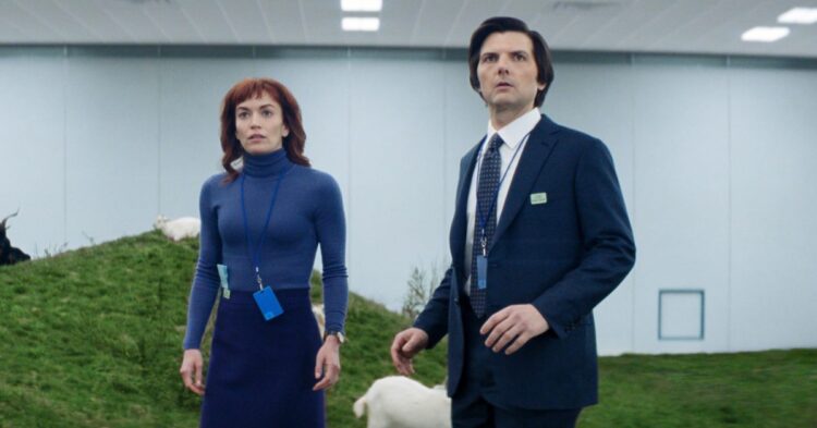 Adam Scott ze seriálu Severance na Apple TV+