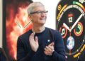 Tim Cook na setkání zaměstnanců Applu mluví o Apple Maps a Apple Watch