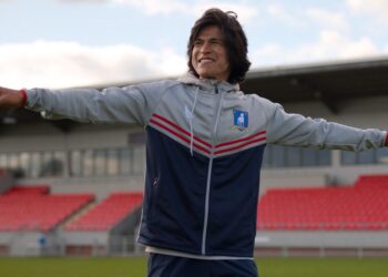 Cristo Fernández z Ted Lasso v dresu El Paso Locomotive FC