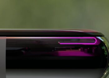 Displej iPhonu Pro na přímém slunci