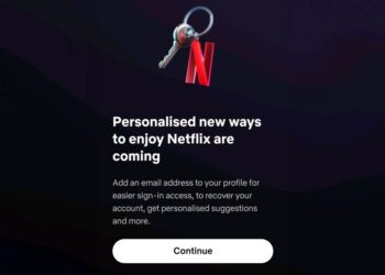 Netflix na obrazovce s upozorněním na nový e-mail pro profil