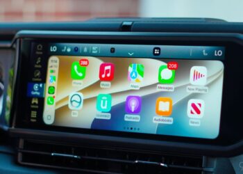 CarPlay v iOS 27 s novou Siri AI a hudebními ovladači