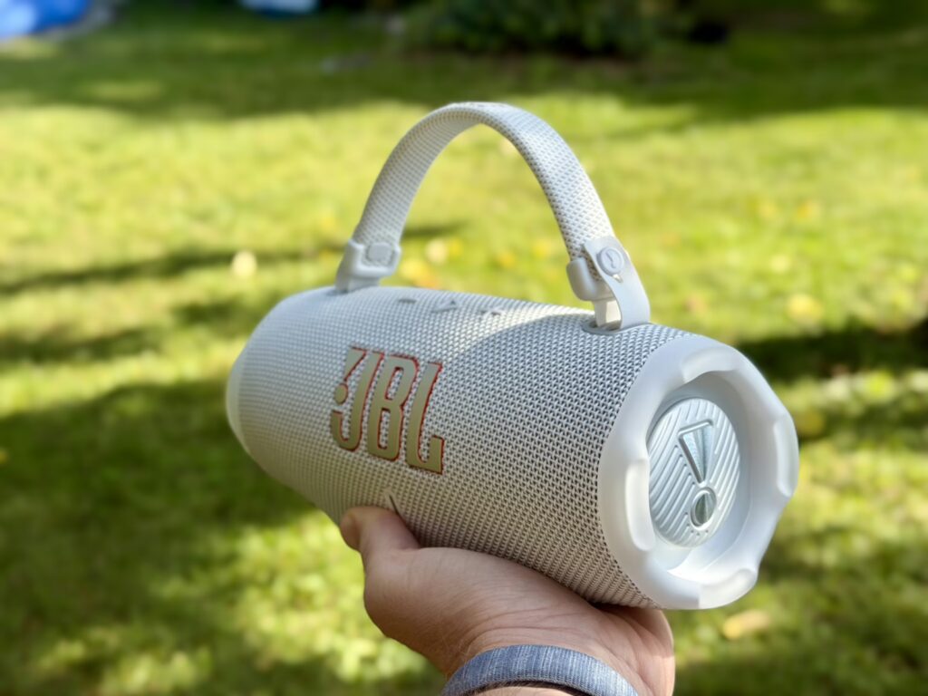 jbl-charge-6-2026-07-24-010
