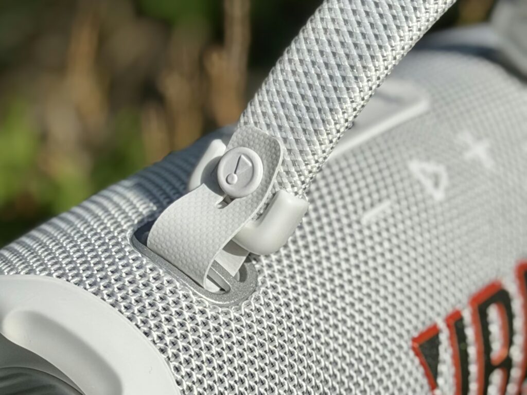 jbl-charge-6-2026-07-24-011