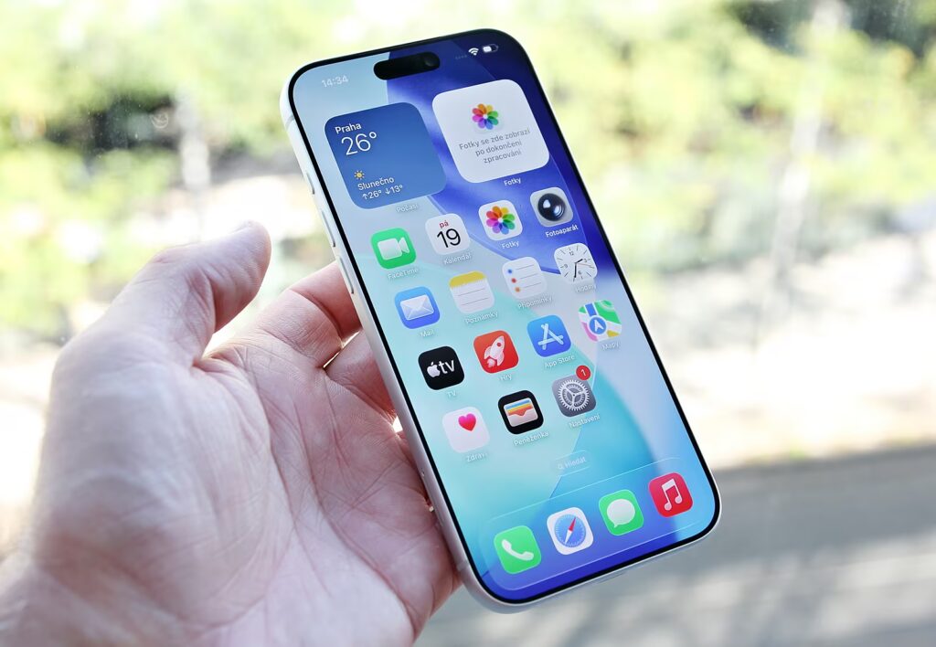 LHR8cc099b8be_img_7773