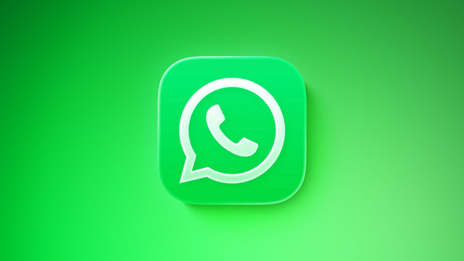 WhatsApp na iPhonu s novými funkcemi pro skupinové chaty