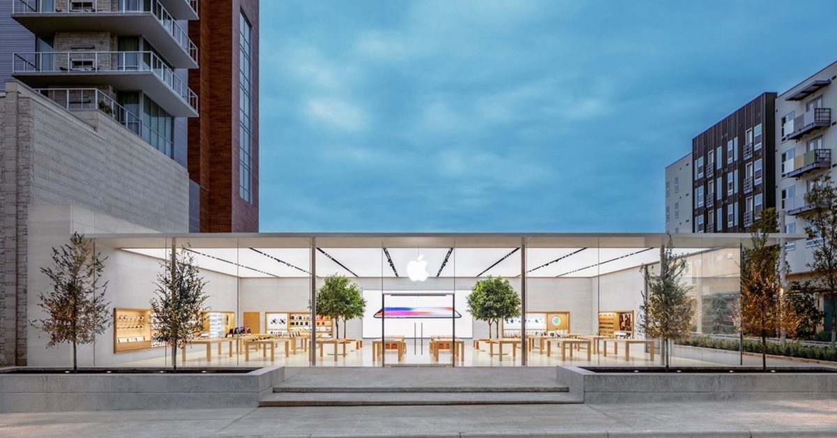 Logo Apple a datum zářijové iPhone akce