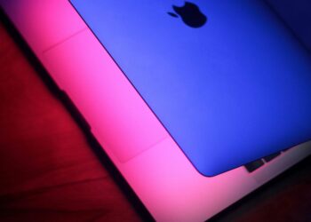 macOS 27 Golden Gate na MacBooku s bezpečnostními opravami