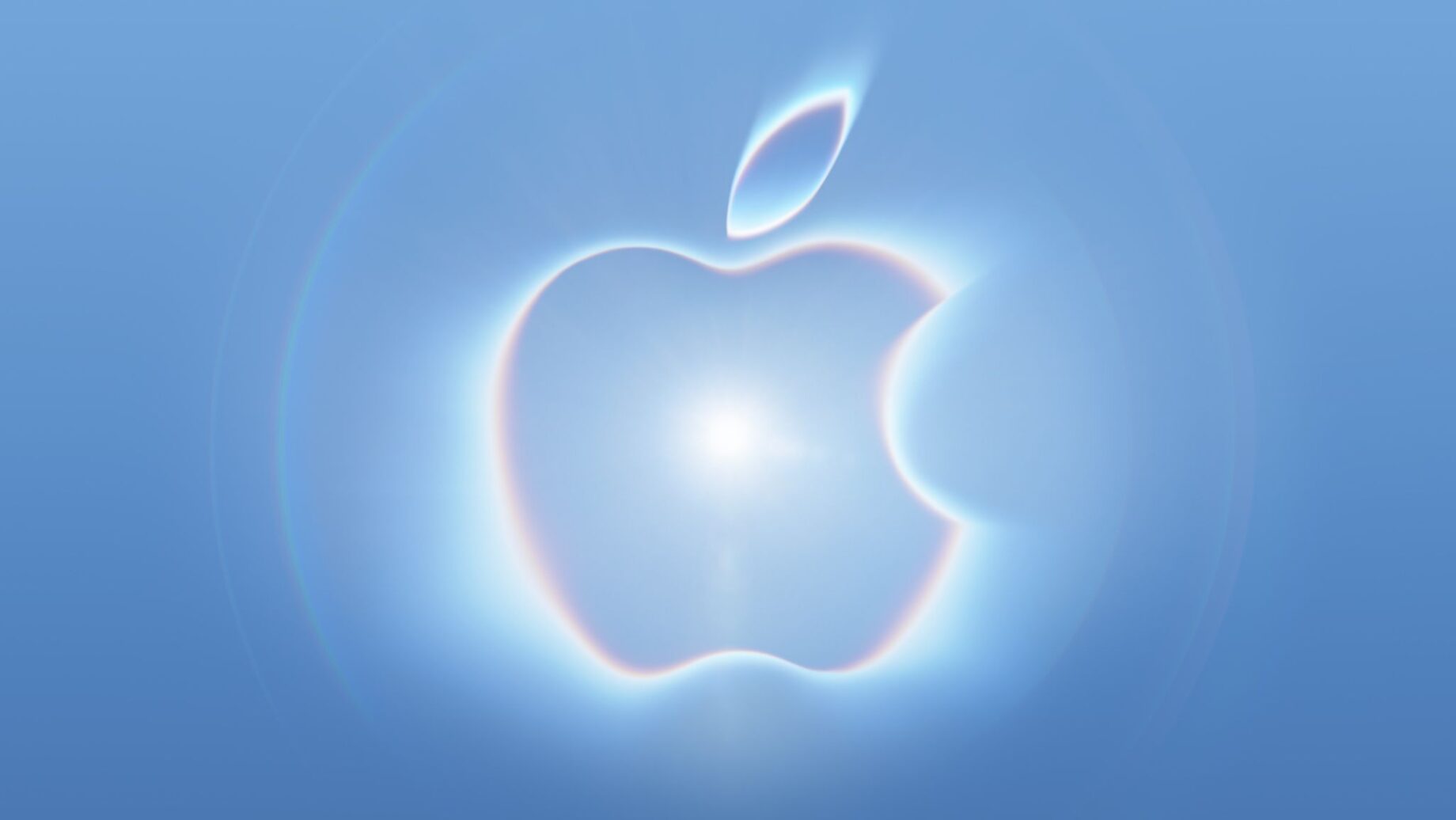 iPhone 18 Pro a logo Applu před zářijovou akcí
