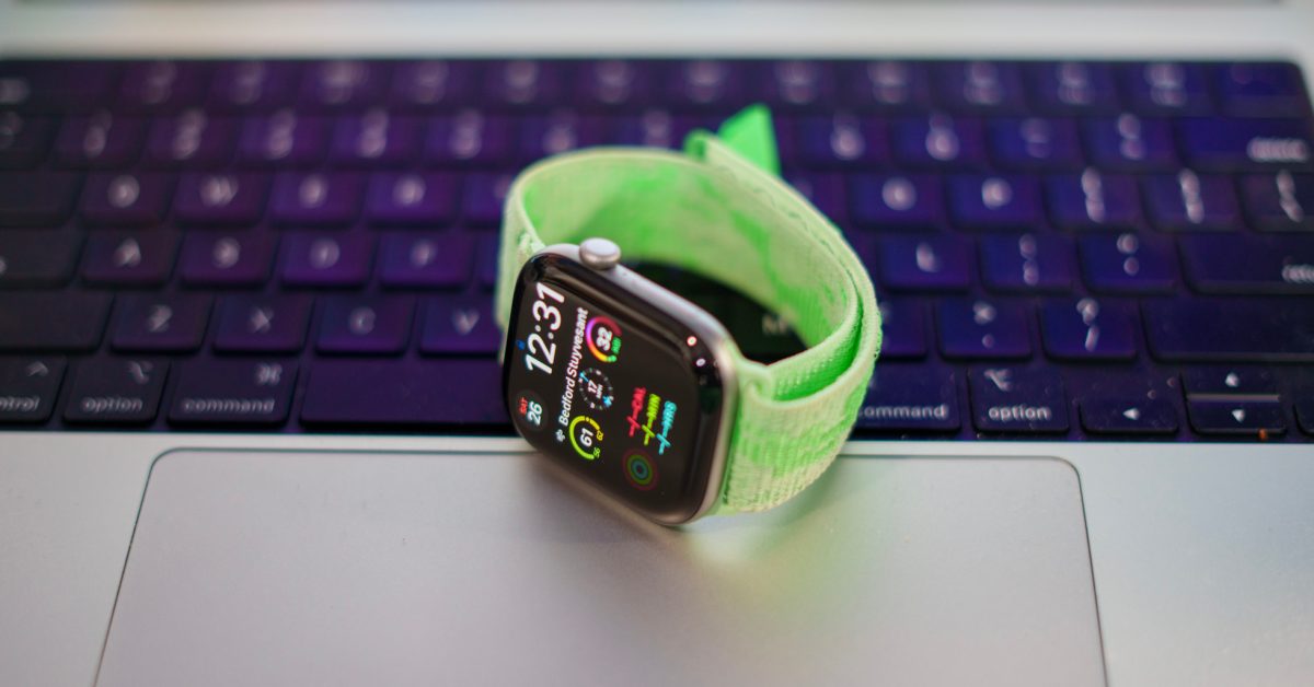 Apple Watch Series 12 se zobrazenými zdravotními a spánkovými údaji