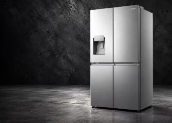 HISENSE RF632N4AIC1