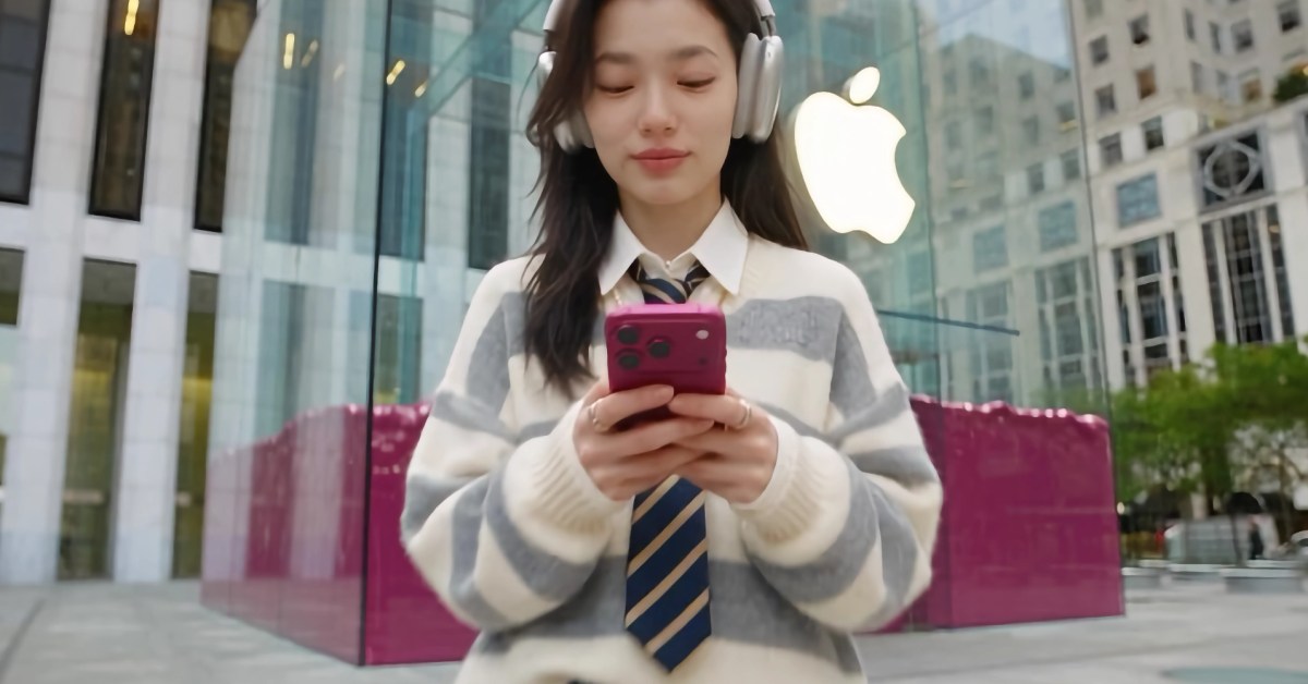 AI koncept iPhonu 18 Pro v tmavě třešňové barvě