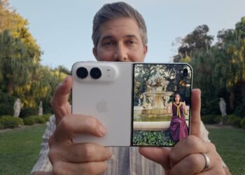 Porovnání fotoaparátu iPhonu Duo a iPhonu 17e