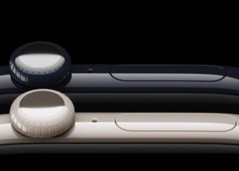 Keramické Apple Watch Series 12 na zápěstí